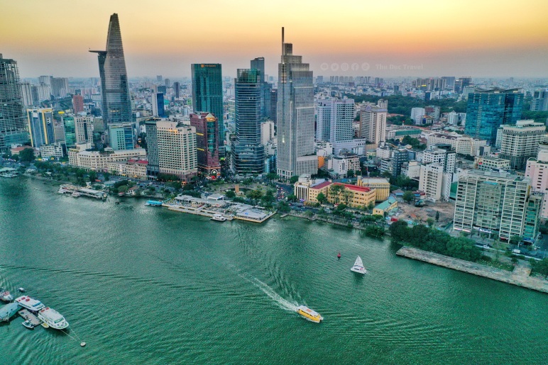 Nên Du Lịch Hồ Chí Minh Vào Mùa Nào? Thời Điểm Vàng Để Khám Phá Thành Phố Không Ngủ