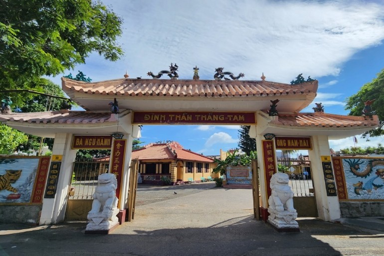 Đình Thần Thắng Tam - Nơi Lưu Giữ Hồn Thiêng Của Người Dân Phố Biển