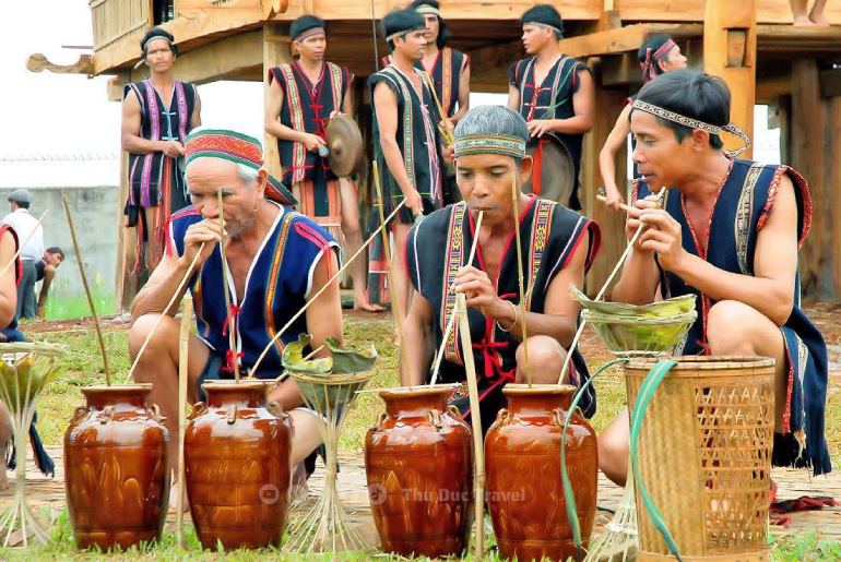 Khám Phá Đặc Sản Rượu Cần Bình Phước