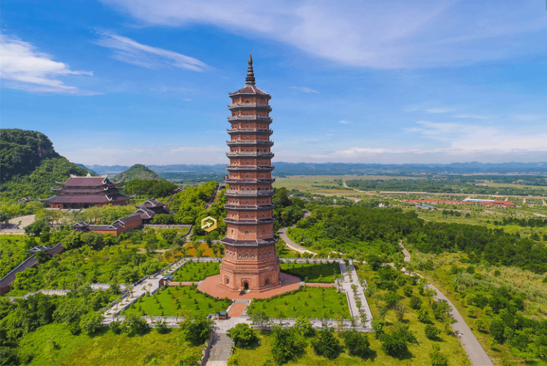 Tour du lịch Hà Nội - Ninh Bình - Hạ Long - Yên Tử 4 ngày 3 đêm