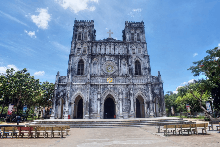 Du lịch Phú Yên I Tour Phú Yên - Gành Đá Đĩa - Mũi Điện 3 ngày 3 đêm