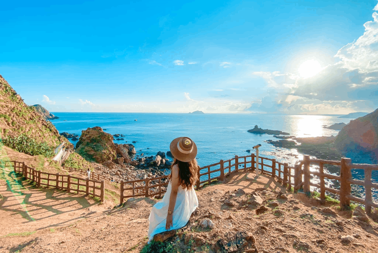 Tour du lịch Bình Định – Quy Nhơn 3 ngày 3 đêm bằng tàu hoả