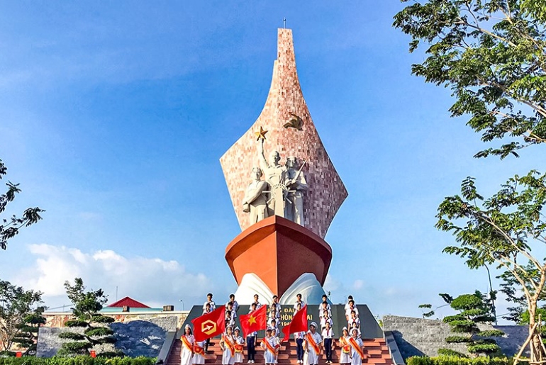 Tour du lịch Cà Mau – Bạc Liêu – Sóc Trăng – Cần Thơ 3 ngày 3 đêm