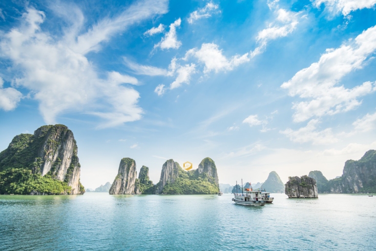 Tour du lịch Hà Nội - Ninh Bình - Hạ Long - Yên Tử 4 ngày 3 đêm
