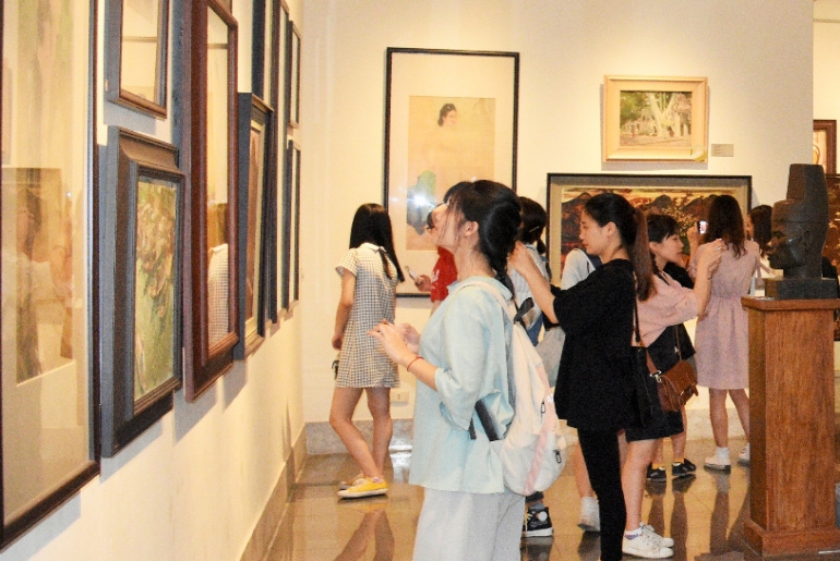 Tour du lịch Phượng Hoàng Cổ Trấn - Trương Gia Giới 5 Ngày 4 Đêm