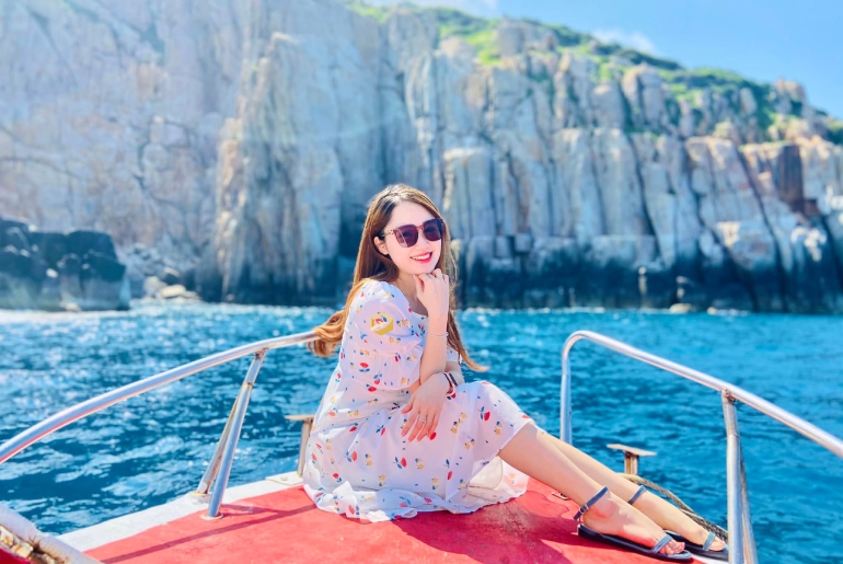 Tour Bình Hưng - Ninh Chữ - Hang Rái - Biển Cổ Thạch 2 ngày 2 đêm